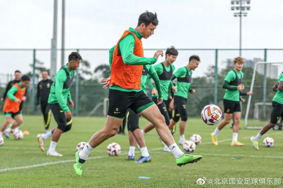 和漂亮护士做爰2