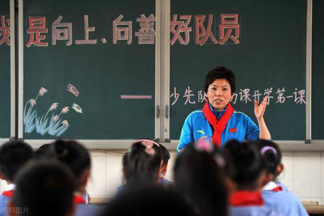 她在丈夫面前被耍了在线观看